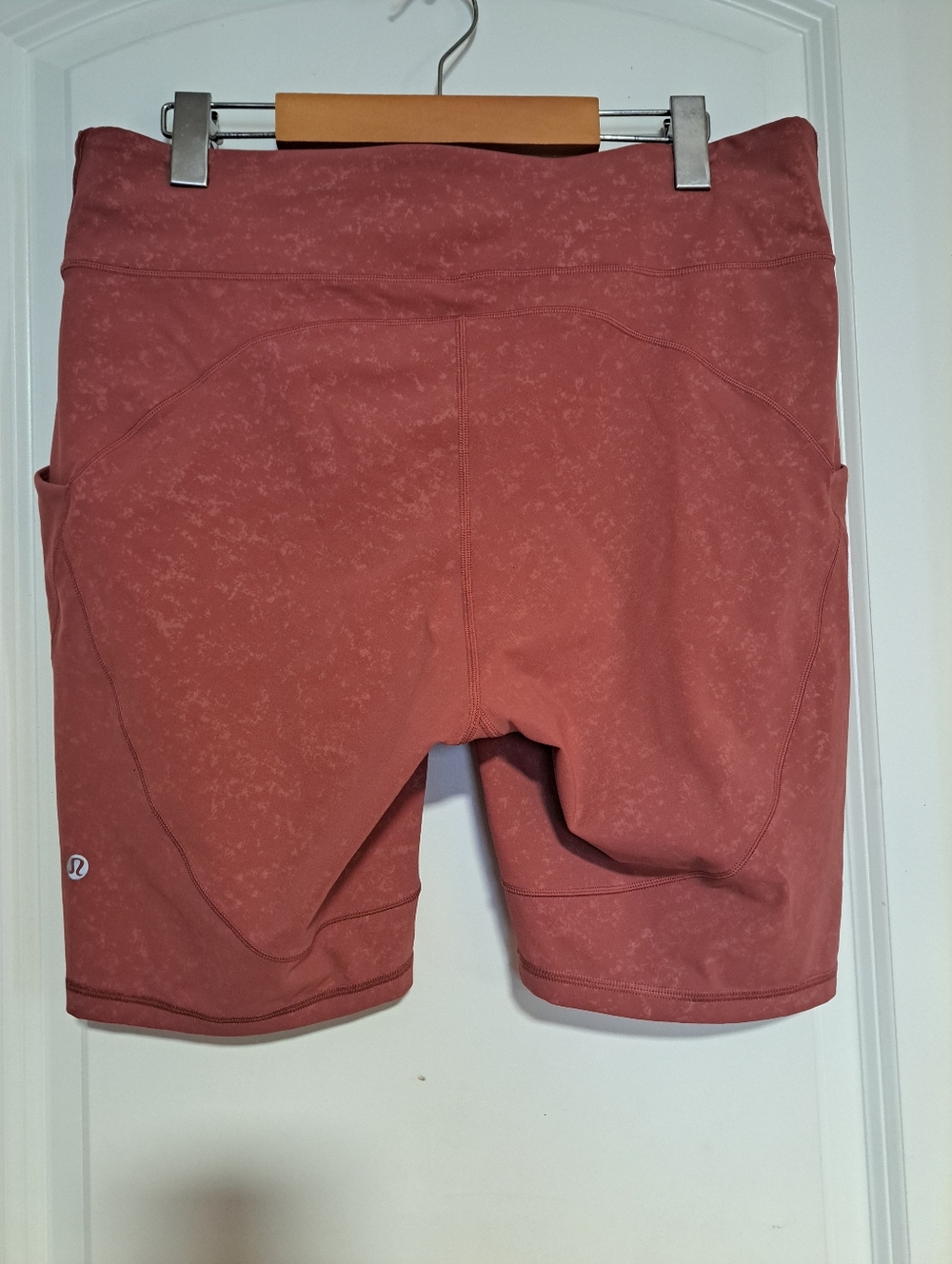 Lululemon Track & Train Shorts 8" - Picture 9 of 10